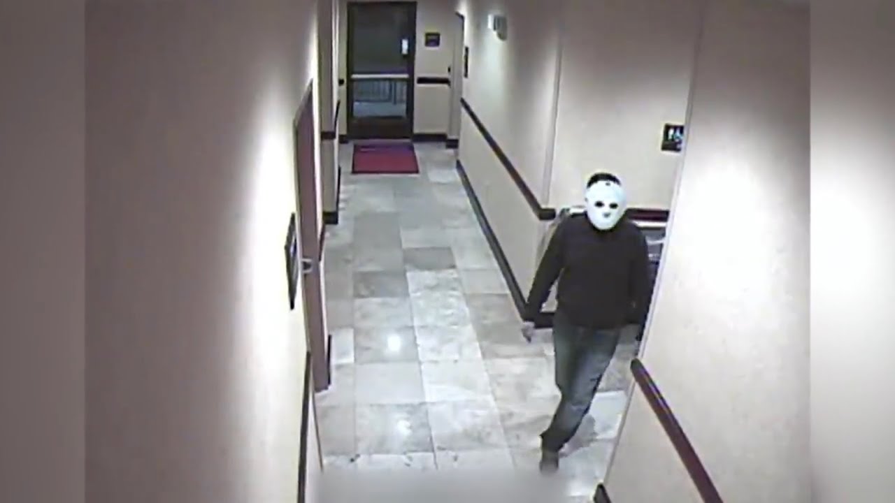 Man In ‘Jason’ Mask Robs Hotel YouTube