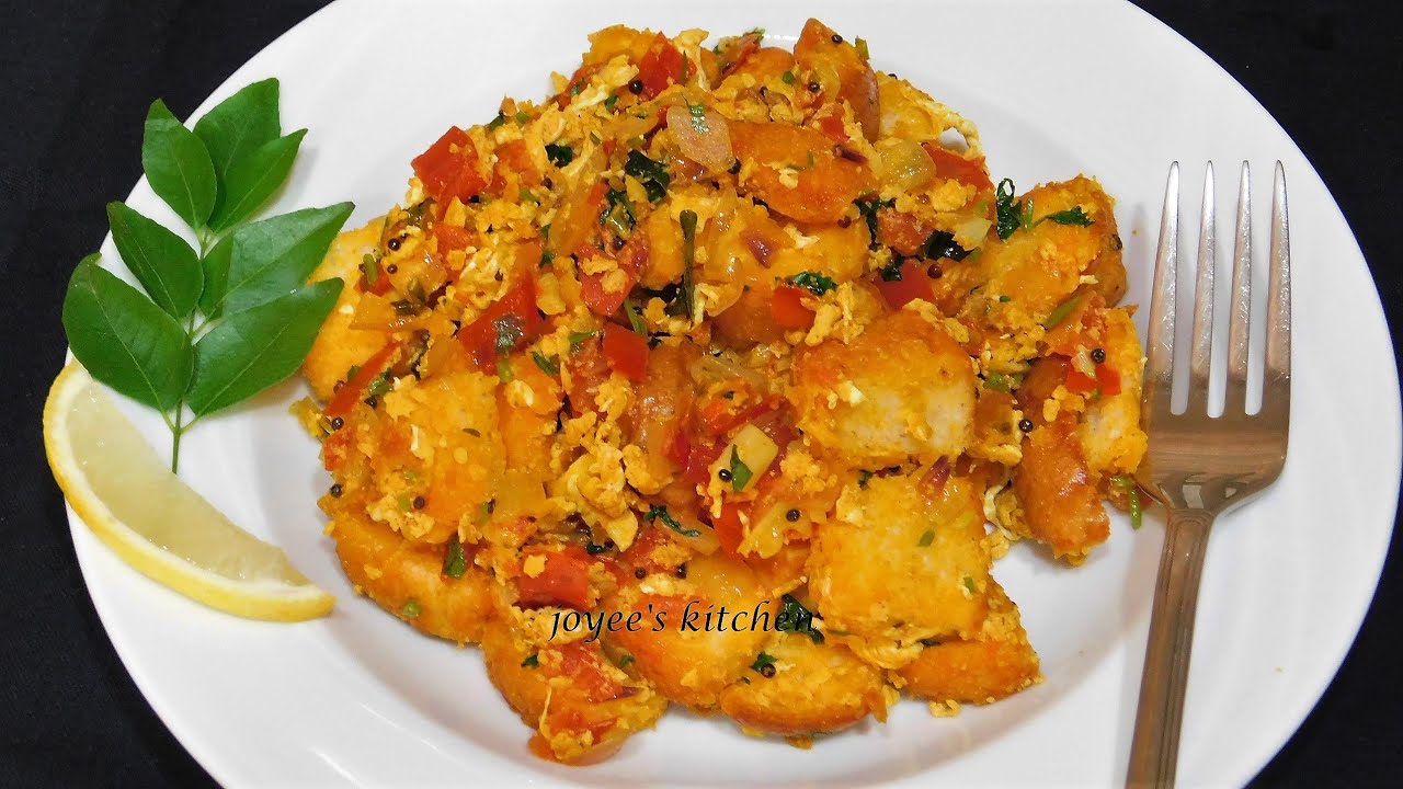 Scrambled egg bread upma with potatoes
