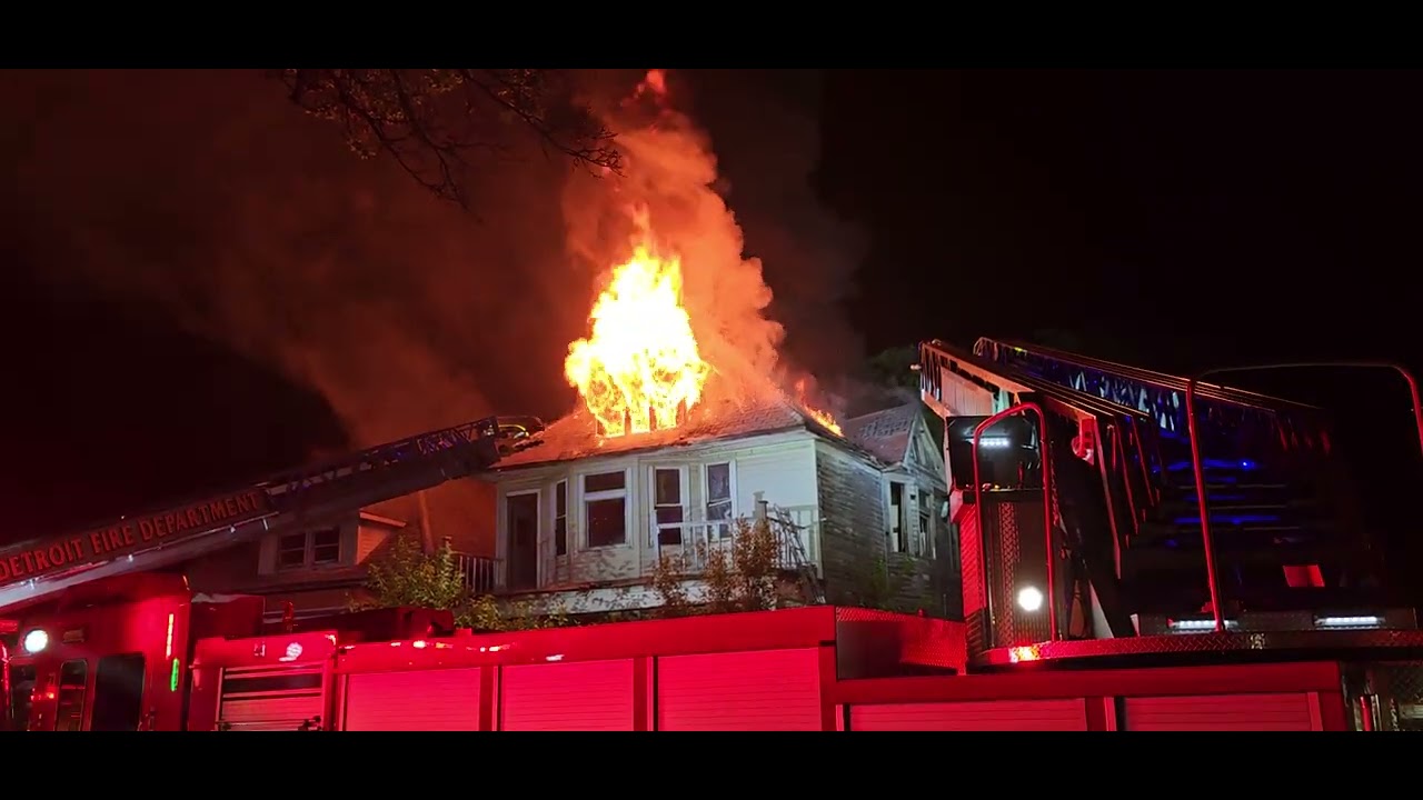 Detroit FD Box Alarm  - 5024 Holcomb