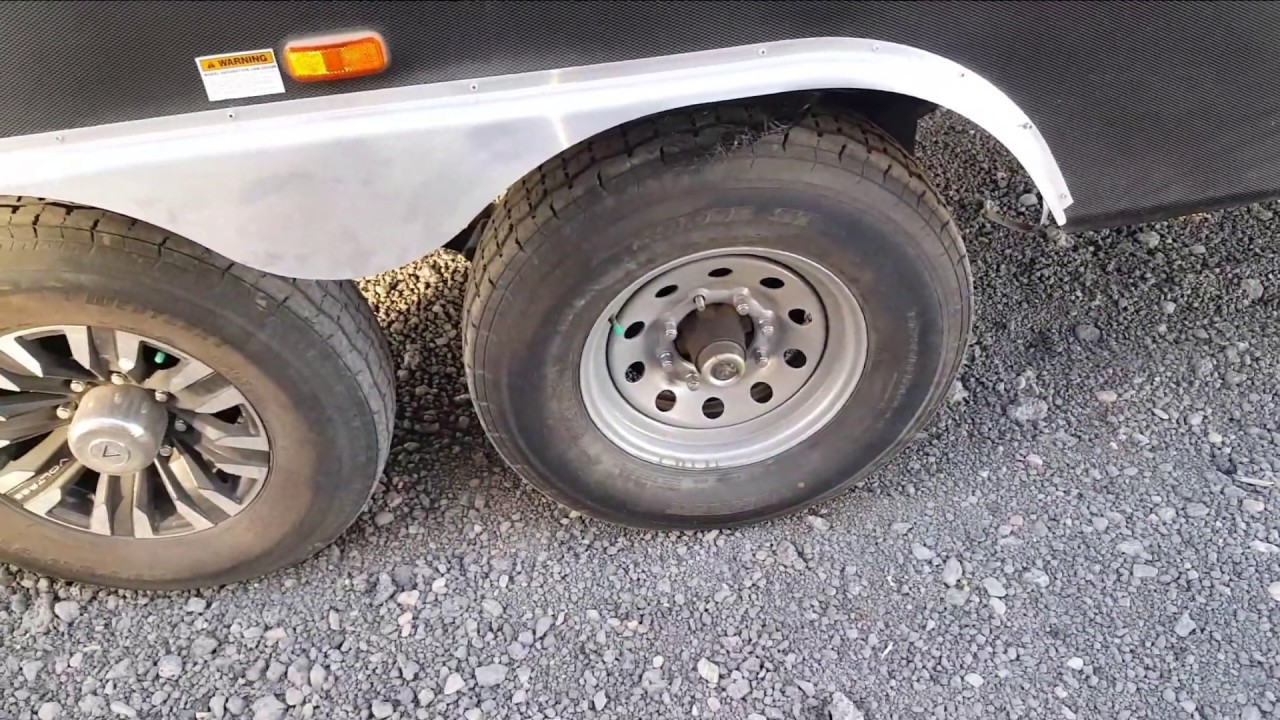Wheel Well Tire Blow Out on a 2018 Voltage Toy Hauler YouTube