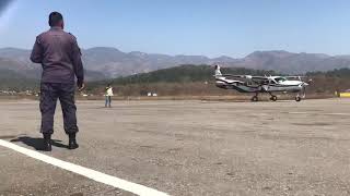 Cessan Grand Caravan 208B      Makalu Air  (9N-AJG) screenshot 3