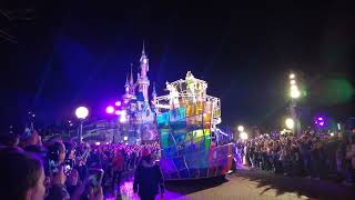 Ready for the Night Parade: Disneyland Paris New Years Eve Party 2022