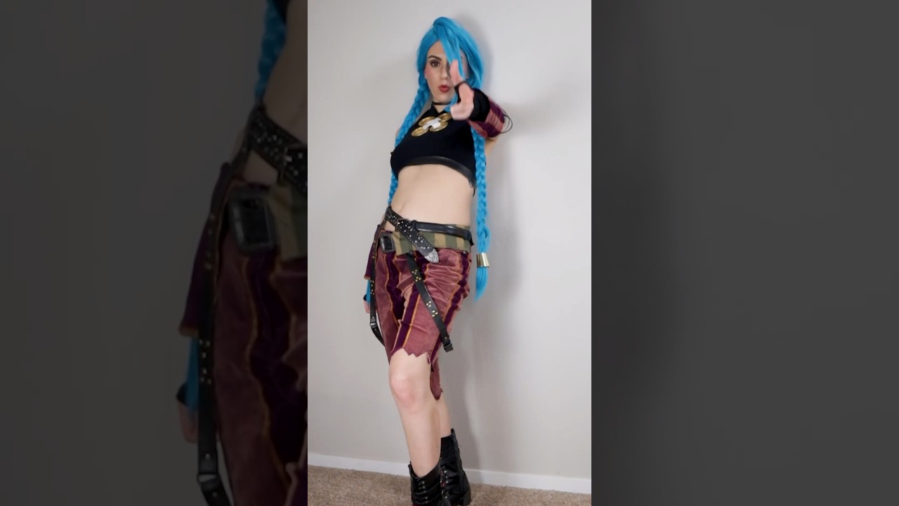 ⚠️ revealing my Jinx cosplay ⚠️  #diycosplay #jinxcosplay #paintthetownblue