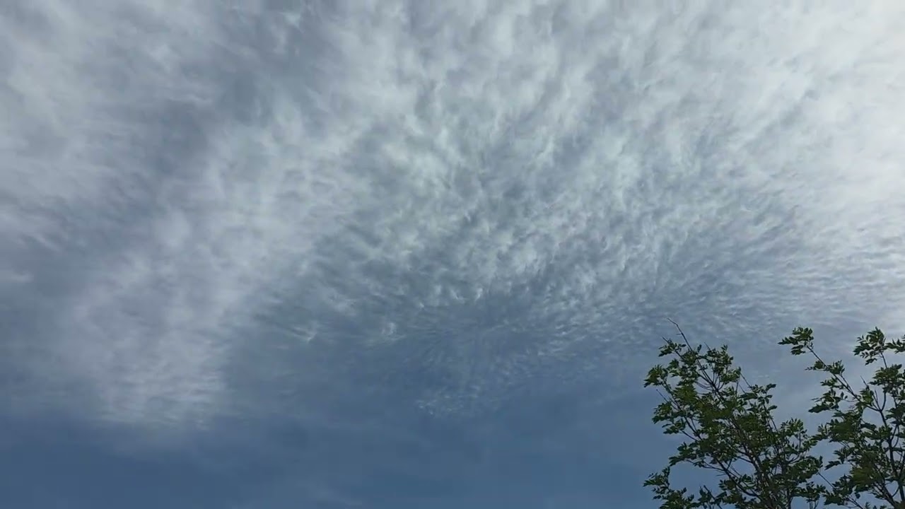 a cloud moment #fallstreak #hole #clouds 