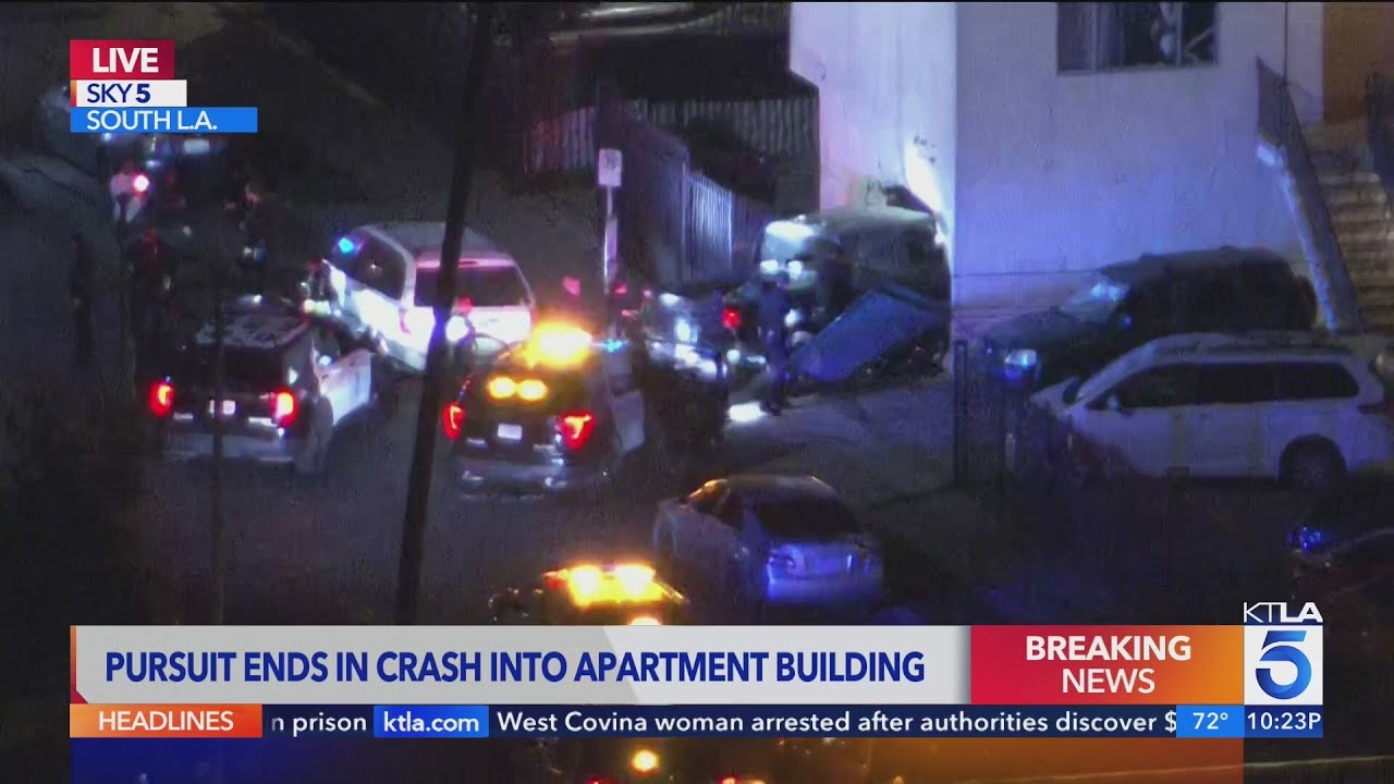 Pursuit ends in crash into apartment building in L.A. - YouTube