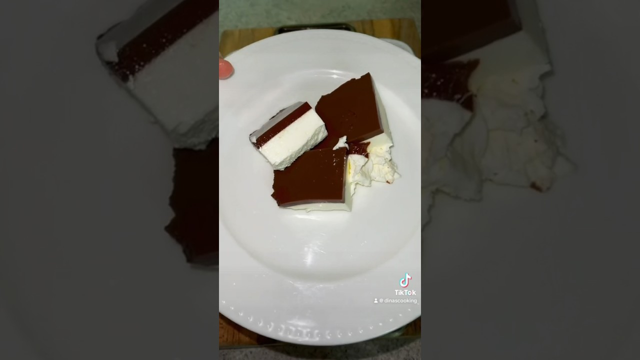 Vanilla Mousse with chocolate 