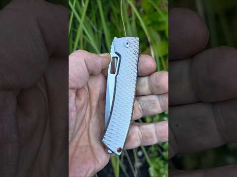 COMPLETELY UNDER APPRECIATED KNIFE