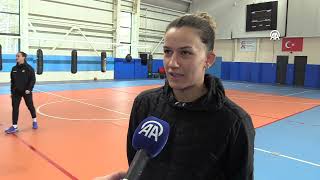 Milli Boksör Hatice Akbaş, Avrupada Altın Madalya Için Yumruk Sallayacak