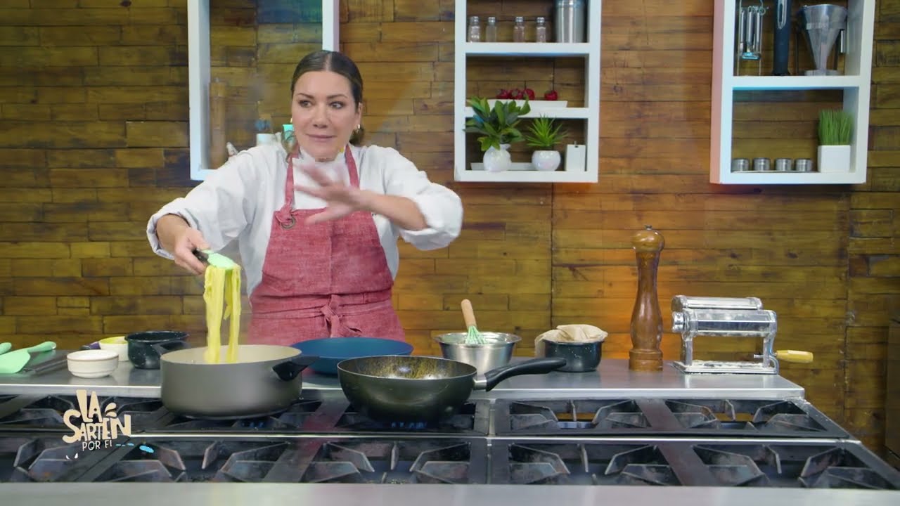 Cómo Preparar Espaguetis Artesanales A La Carbonara - Lucero Vílchez Cocina