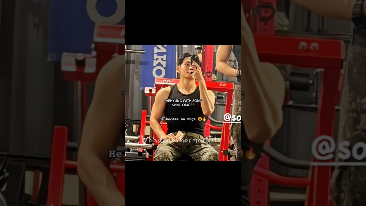 Taehyung with Actor Song Kang 😩🔥 