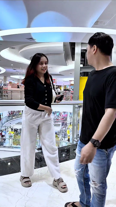 prank makes beautiful girls upset#shorts #funny #comedy