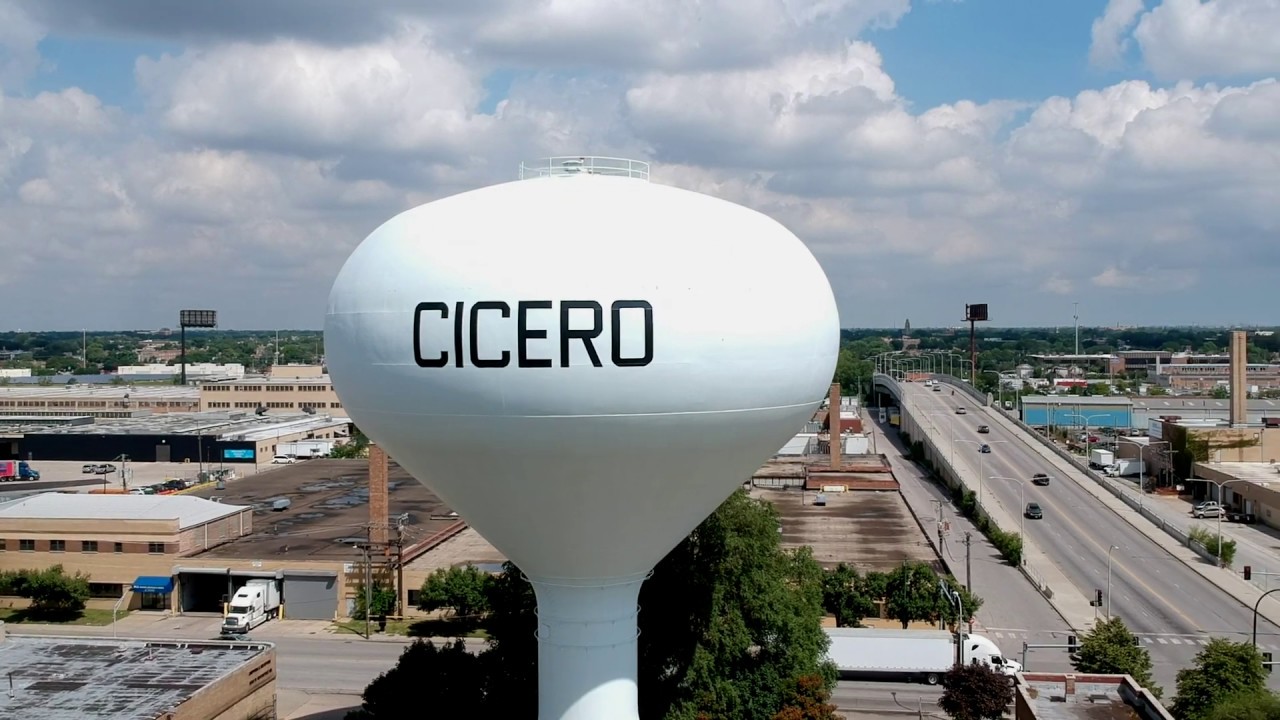 Drone Flight Above The Cicero IL Water Tower YouTube