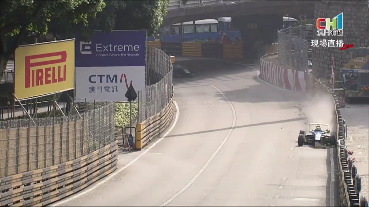 FIA Formula 3 World Cup 2016. Qualifying Macau Grand Prix. Lando Norris Crash