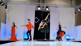 Pokaz akrobatyczno - taneczny TANGO&amp;PASODOBLE. Wyjątkowa I elegancka atrakcja na event.