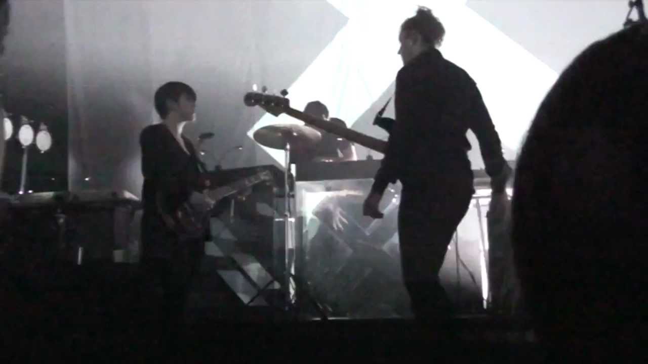 The XX - Infinity - YouTube