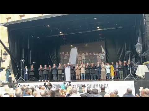 Concentración en la plaza de Los Bandos