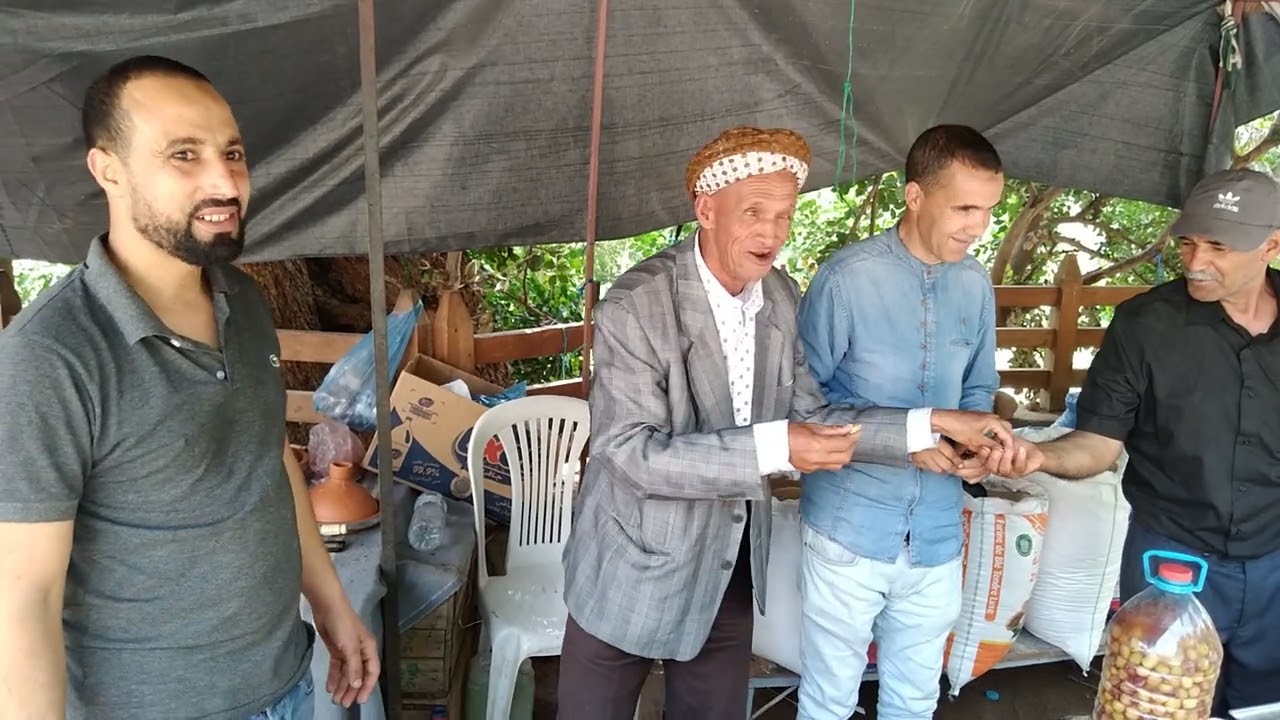 لقاء مع الشيخ علال في منطقة الكاف عين الصفاء