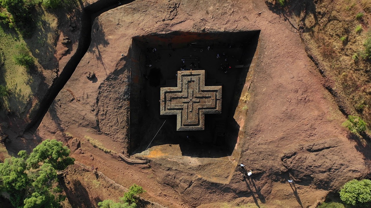 4K Aerial view of the rockcut