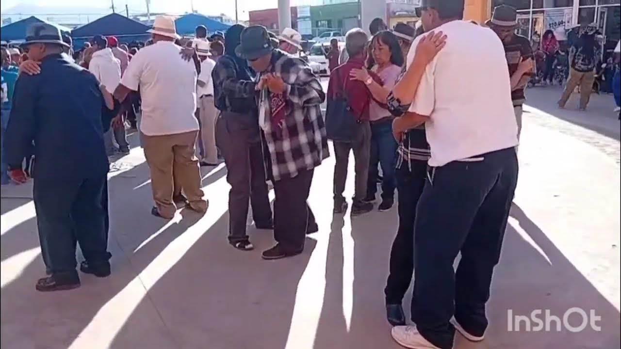 DOMINGO DE BAILE CON LA FRANJA FRONTERIZA