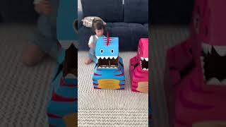 假期的可爱必须要翻倍！#cat #猫 #catandbaby #shorts【十八的萌喵日记】