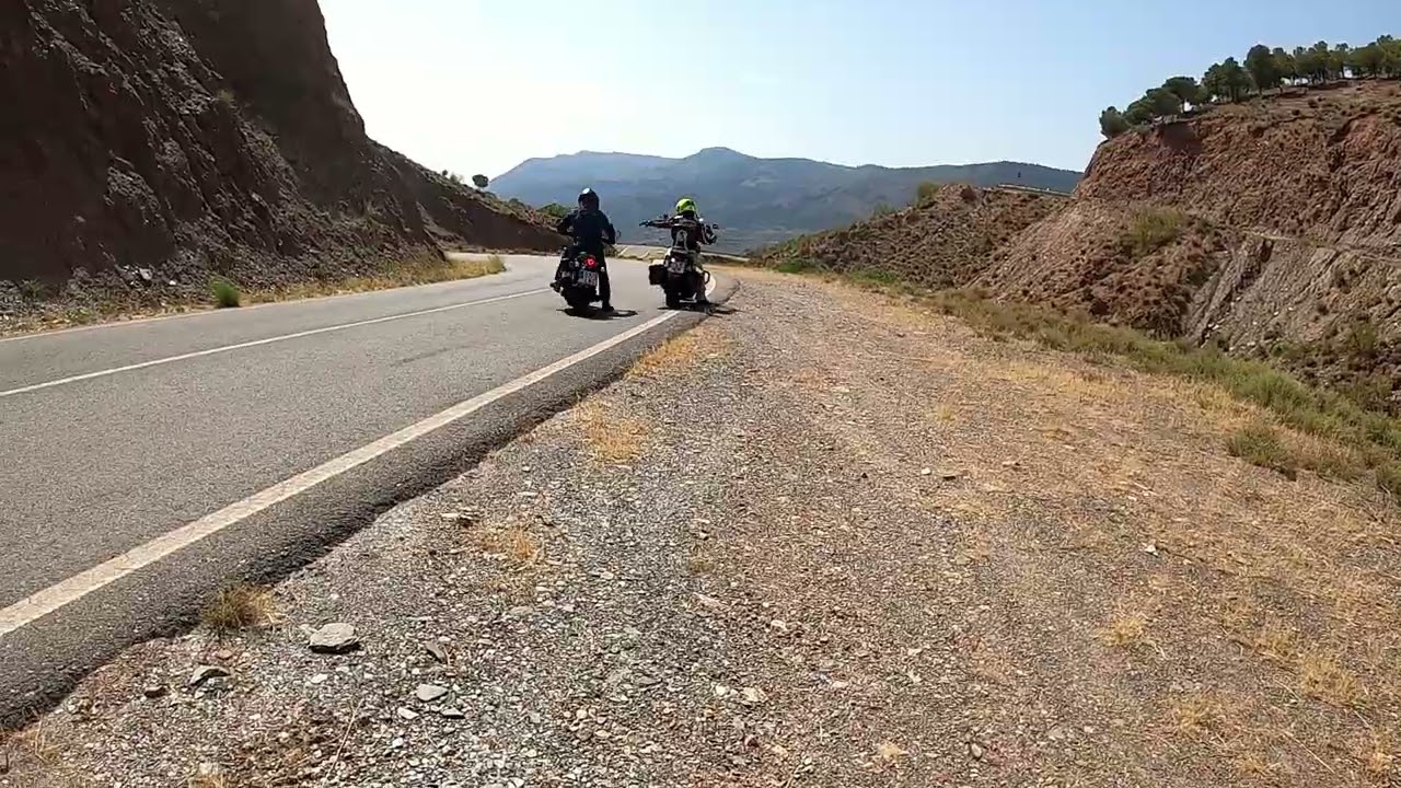 Harley Triumph y Kawasaki Puerto de Santillana Abla Ohanes