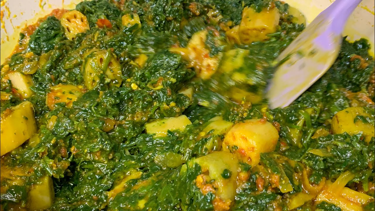 Beh Palak Recipe | Sindhi Beh Palak | Kamal Kakdi Recipe