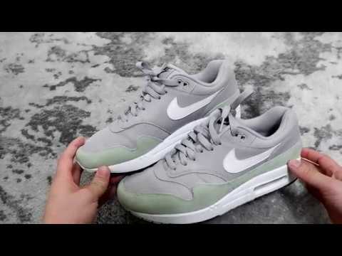 fresh mint air max 1