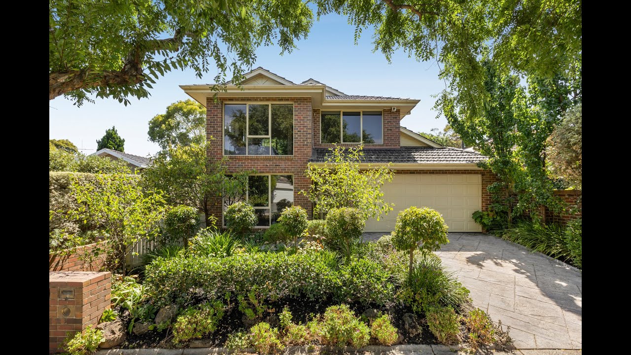 1/11 Gardiner Parade, GLEN IRIS YouTube