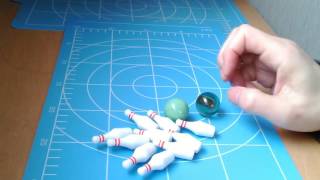 ビー玉がボーリングのボール 大きすぎやろ Miniボウリングset ダイソー Youtube