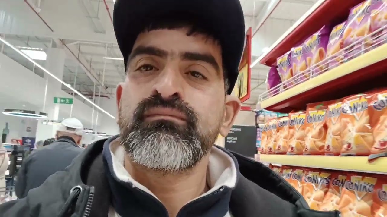 مساريا وجولة في كارفور تطوان