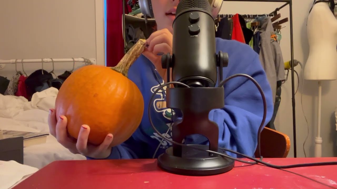 ASMR pumpkin tapping + halloween costume ideas (whispered)