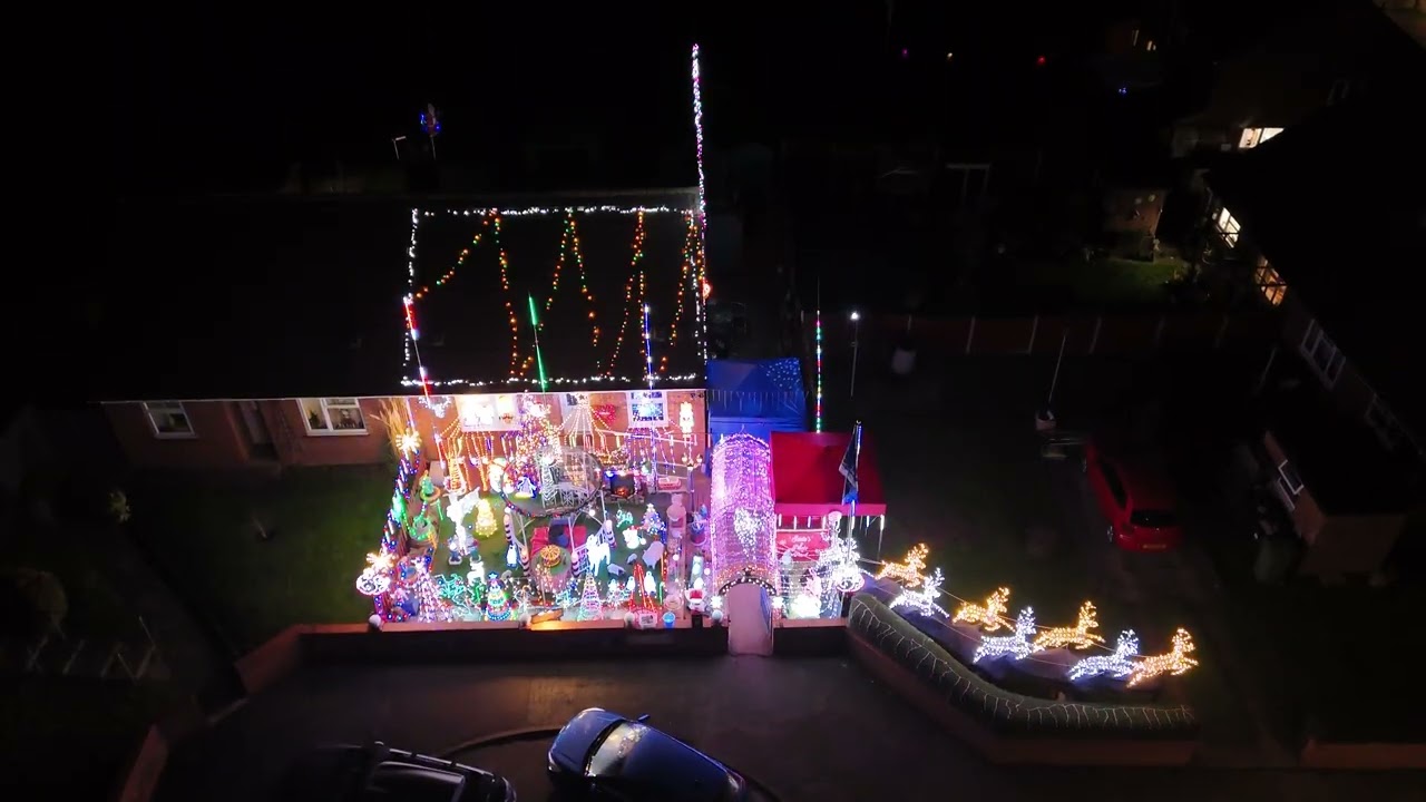 Kennington , Oxford, Xmas lights, 30 Dec 25