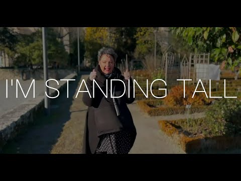 🎵 Kaz Hawkins - lyric music video - Standing Tall