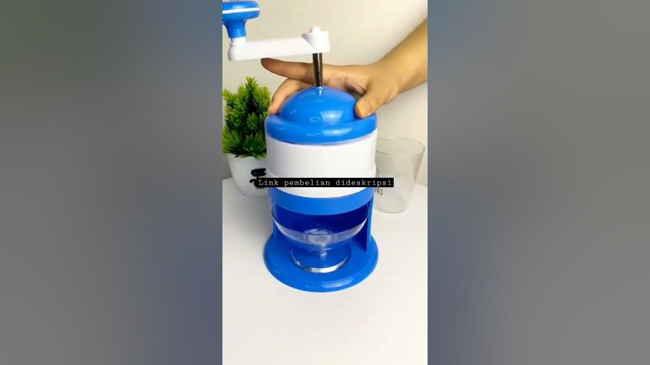 Alat pembuat es serut (Ice Crusher)