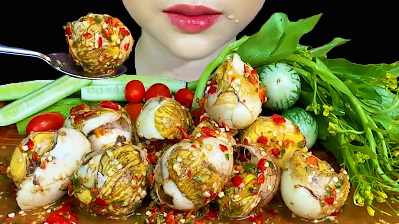 EXOTIC FOOD||Duck egg embryo) * ไข่ลูกเป็ด * - YouTube