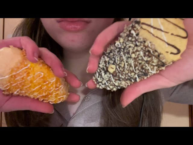 [ASMR] SQUISHY ICE CREAM AND TONGUE CLICKING 🍦