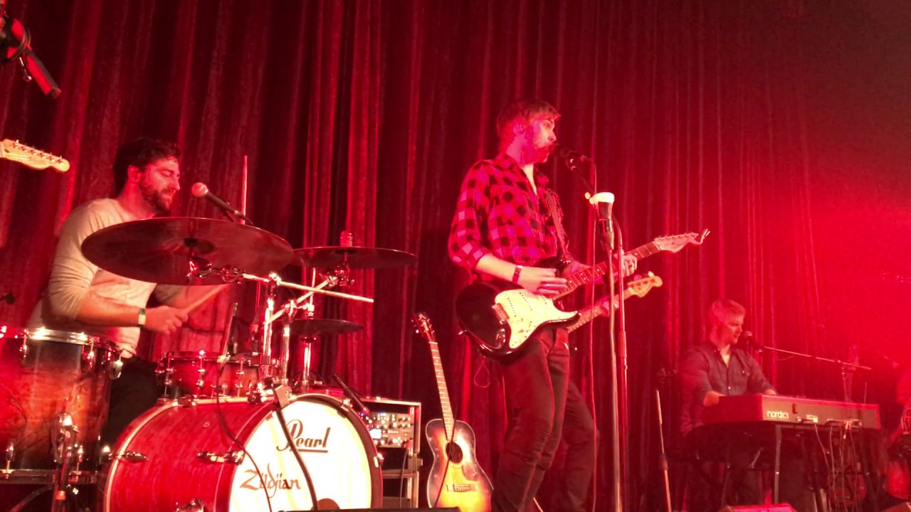 Fabian Kronbach feat. Sebi Wagner (Kasalla) - Wovun dräums do Naachs