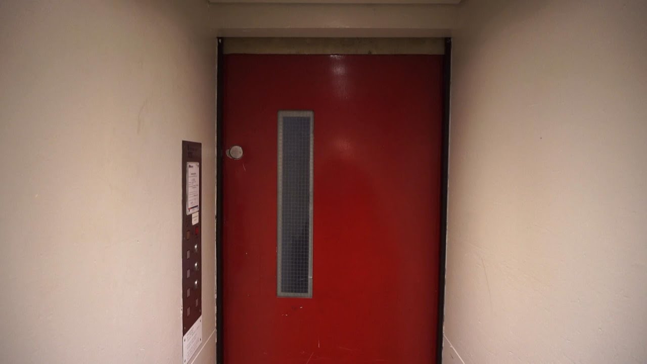 Locked off 1967 Siemens traction elevator @ Sankt Peders Stræde 29B, Copenhagen, Denmark