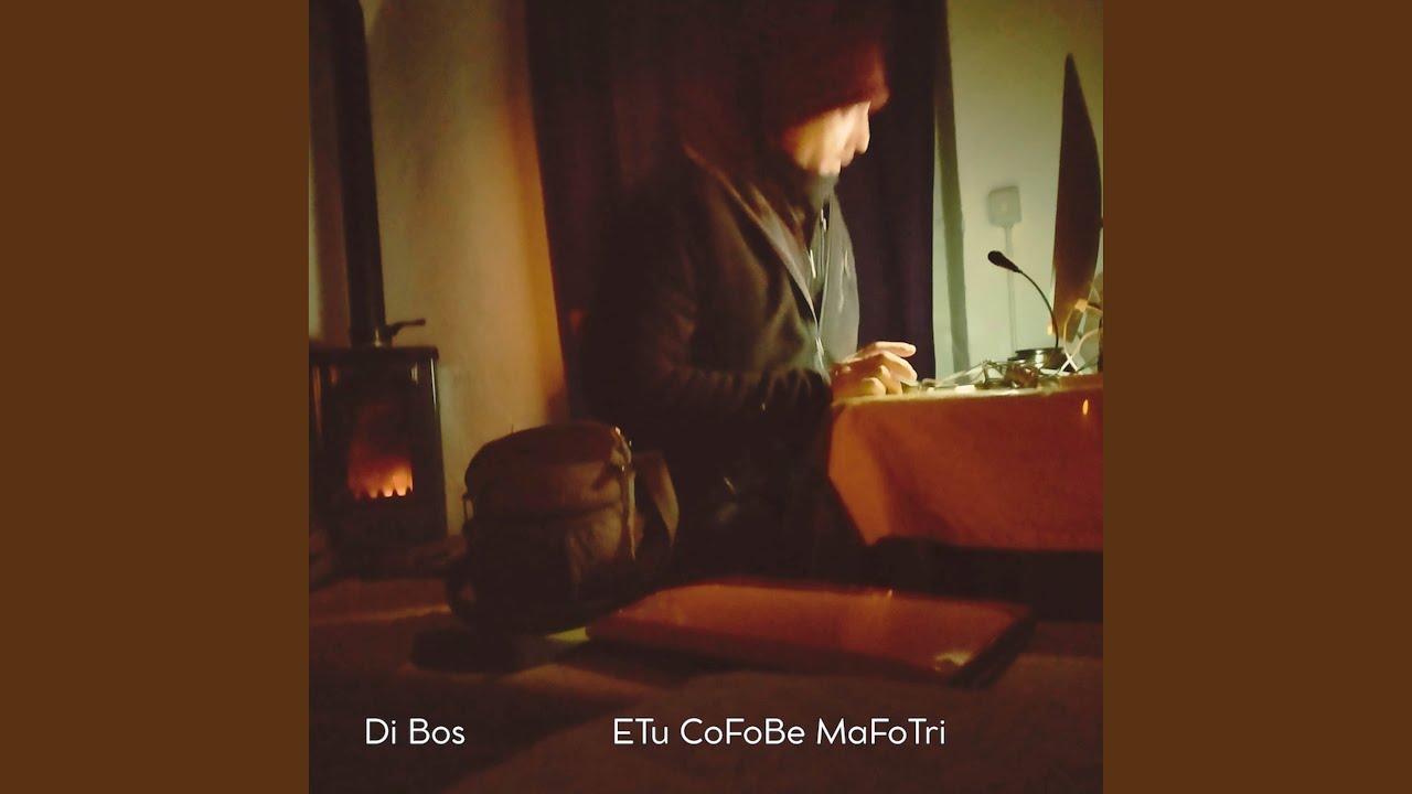 In quattro sul divano