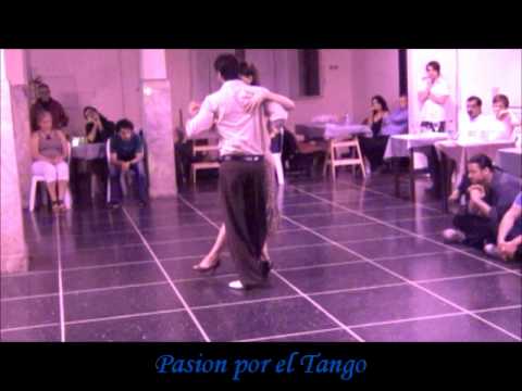 NATASHA LEWINGER Y PABLO RODRIGUEZ bailando el tango QUE FALTA QUE ME HACES en FLOREAL MILONGA