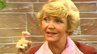 Famous Triton College - Chicago Celebrities with Mel Novit - "Lee Phillip" (1982) Wealth