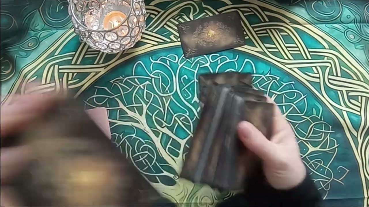 ❤️Milyen energiákban van jelenleg a személy, akire gondolsz❓🤔