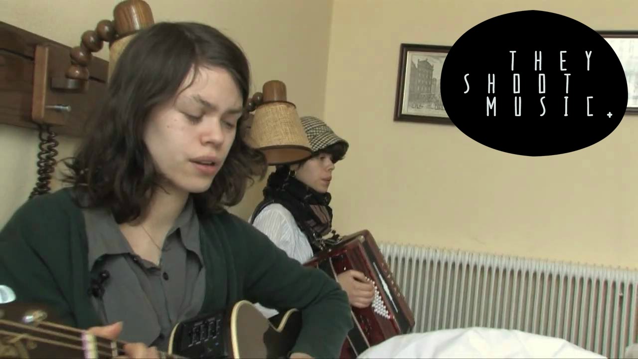 Taxi Taxi! - To Hide This Way / THEY SHOOT MUSIC