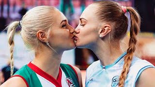 LESBIAN (wlw) Couples GAYEST Moments #84 Lesbians and Lipsticks