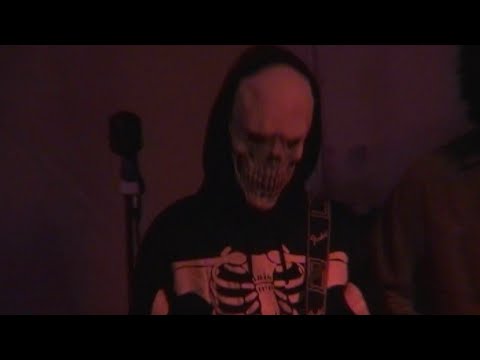Bby (2) — bby - Kill Me [visualiser]
