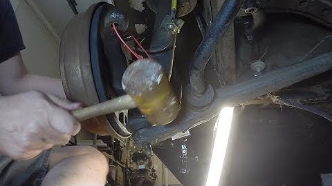 SuperBeetle front suspension teardown pt2: control arms