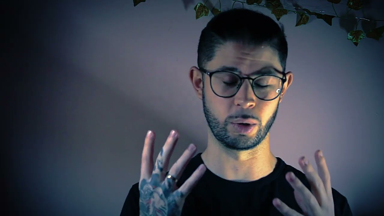 Watch Esfera deteriorada (Videoclip) on YouTube Watch Esfera deteriorada (Videoclip) on YouTube
