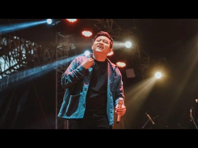 DENNY CAKNAN - CUNDAMANI | Official Video Konser Birukan Langit Indonesia Stage. class=