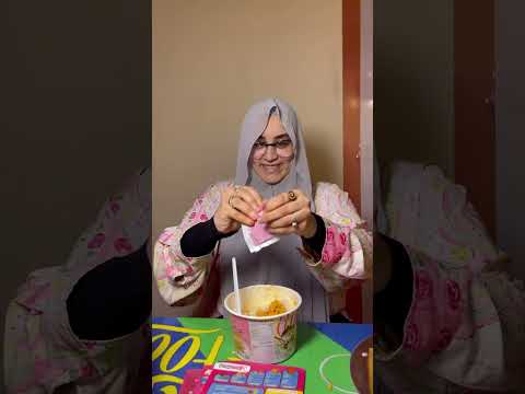 اكلت الاكل كوري بلون واحد بس Pink