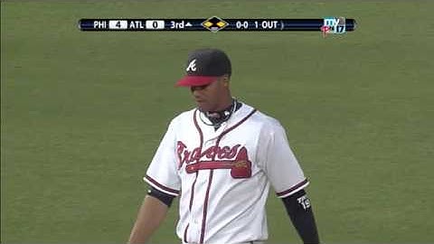 2010/04/22 Dobbs, Utley score on error